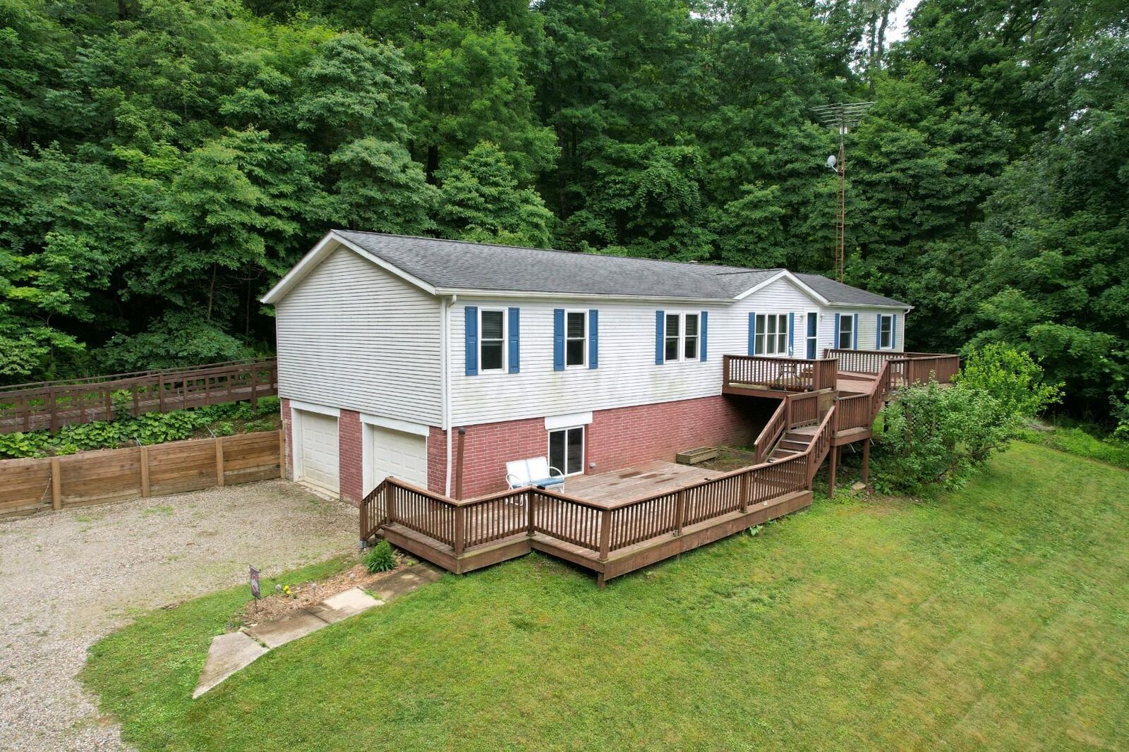Property Photo:  15121 Trentwood Drive  OH 43055 