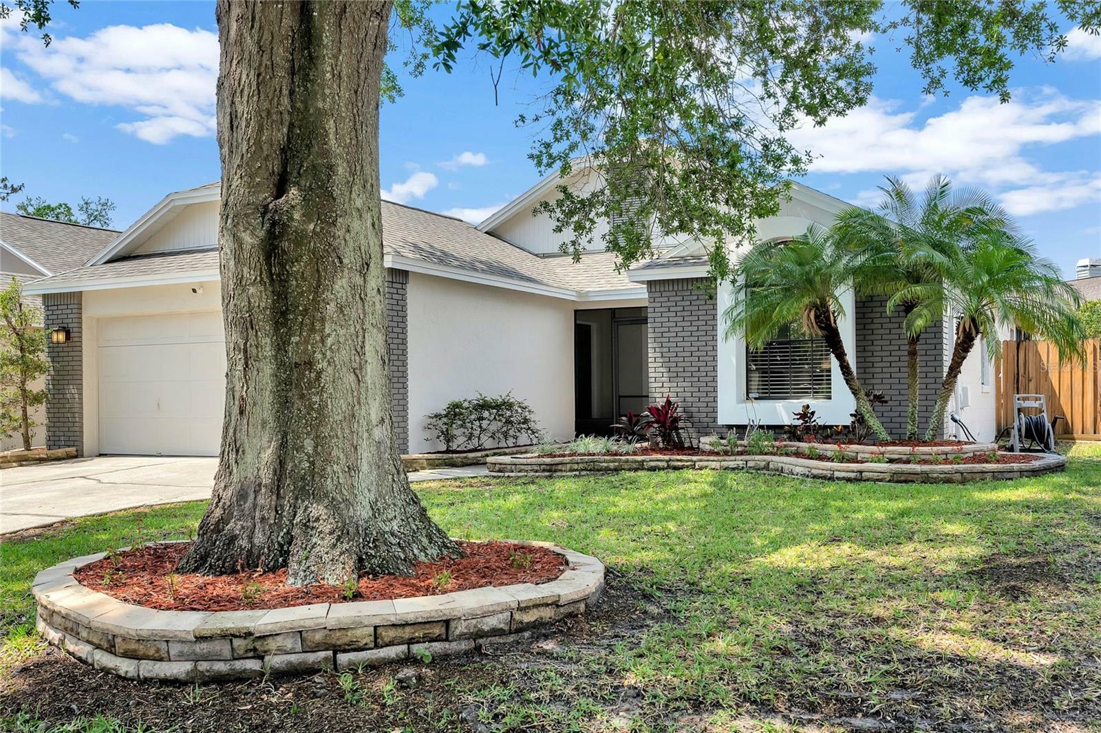 Property Photo: 214 River Chase Drive FL 32807
