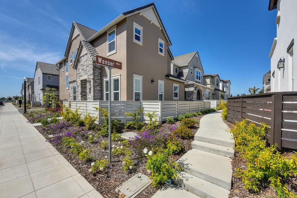 Property Photo: 3268 Ronald Reagan Way CA 95818