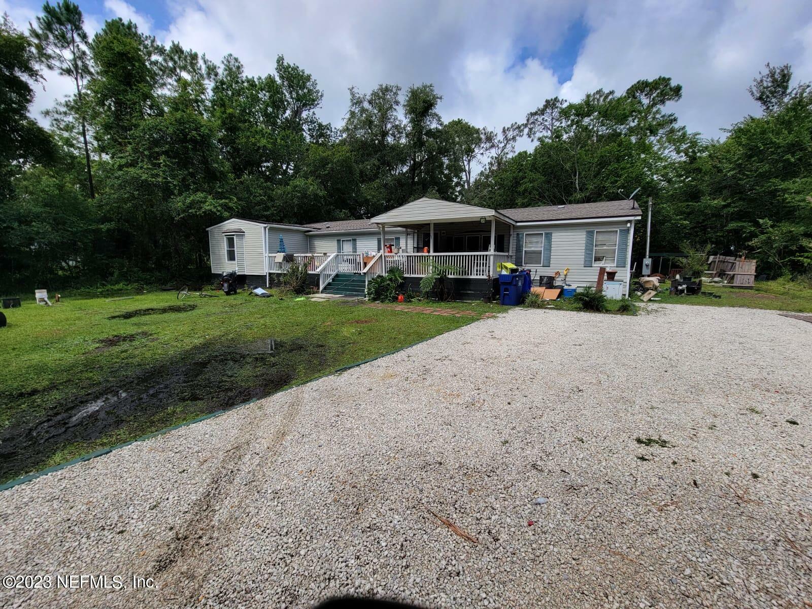 Property Photo:  921 N McLaughlin Street  FL 32084 