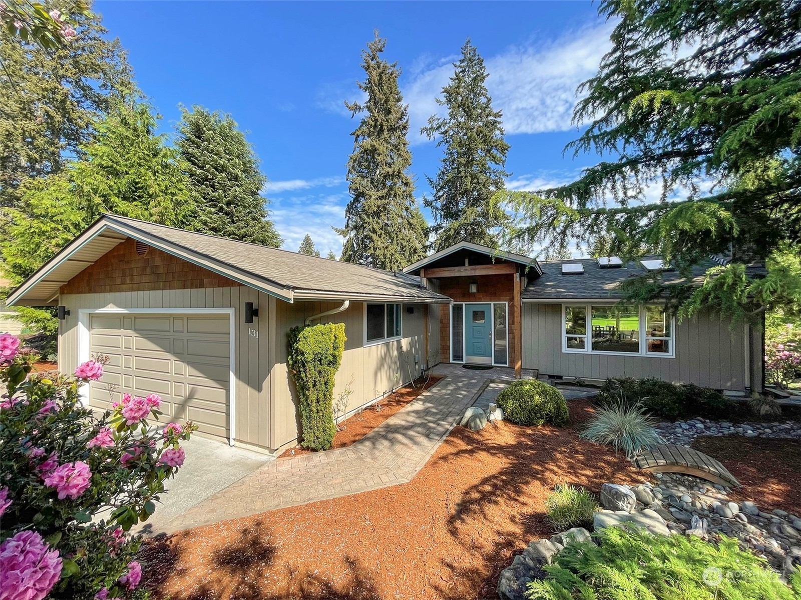 Property Photo:  131 Hogans Vista  WA 98382 