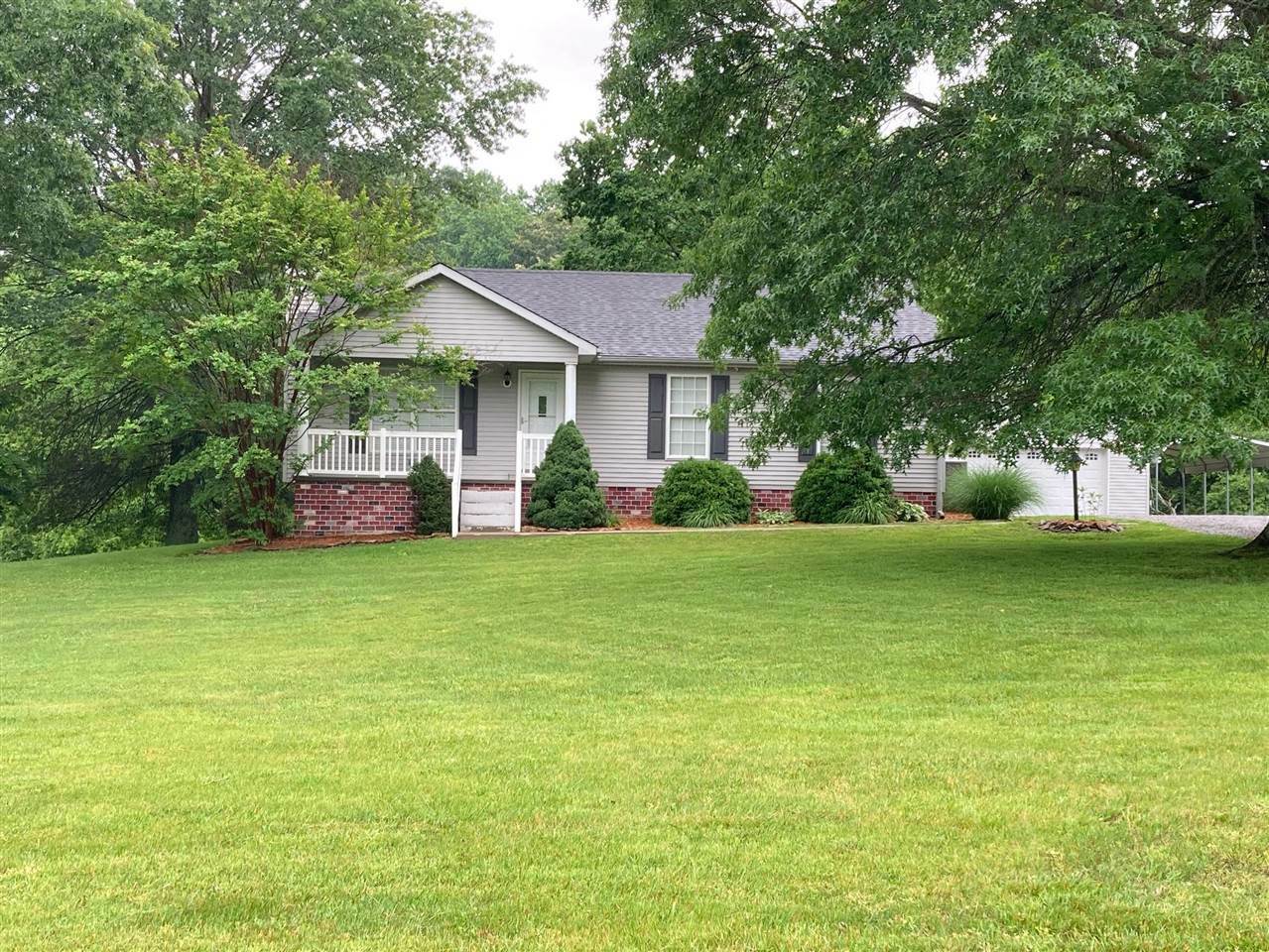 Property Photo:  551 J W York Road  KY 42164 