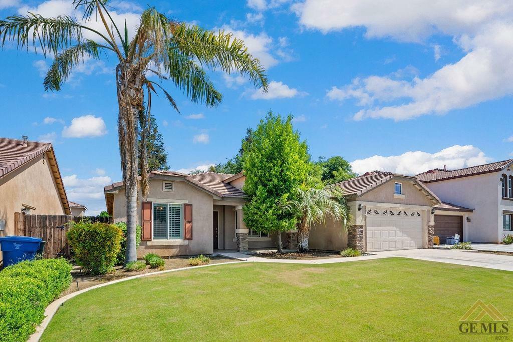 Property Photo: 11108 Trentadue Drive CA 93312