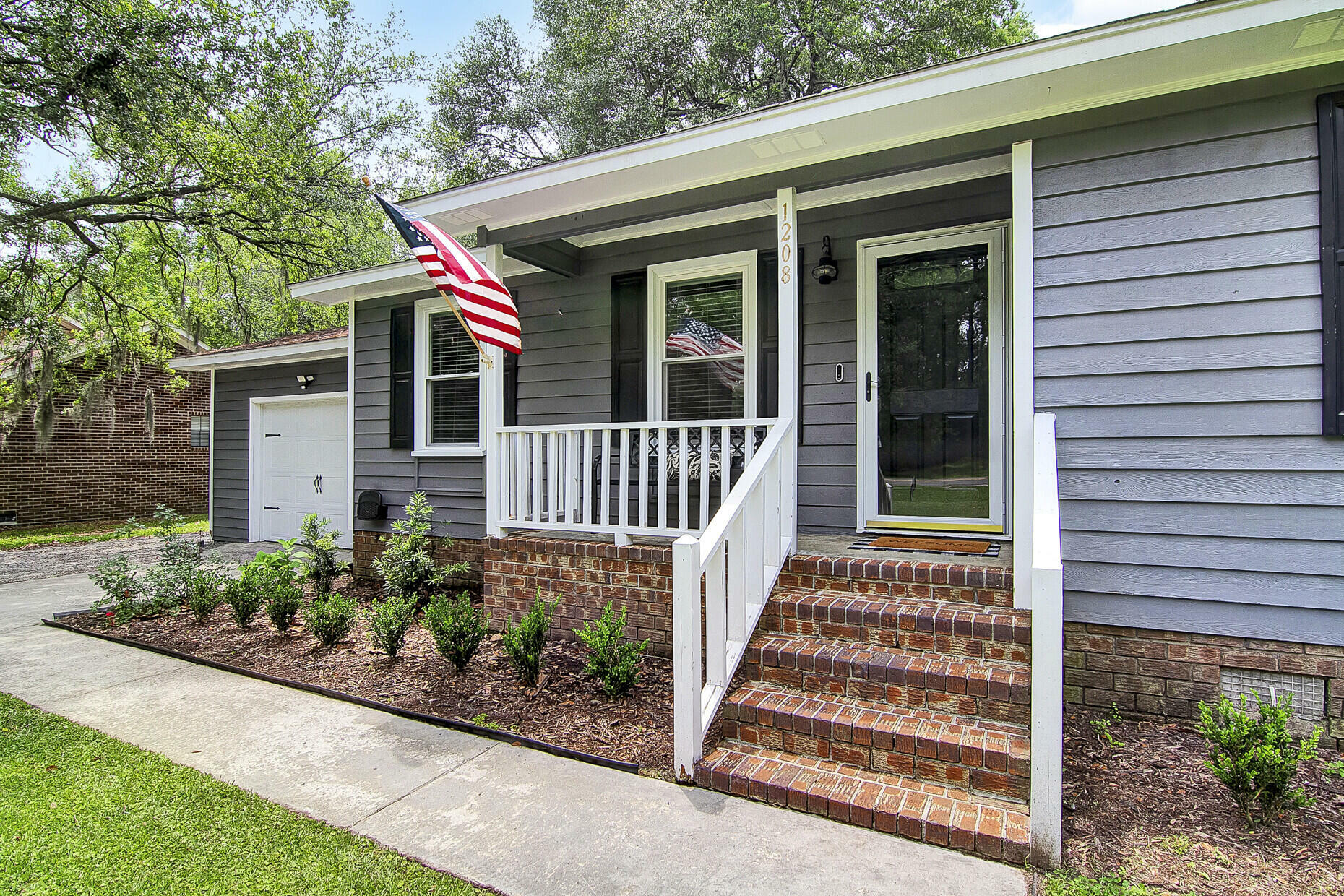 Property Photo:  1208 Edward Drive  SC 29461 