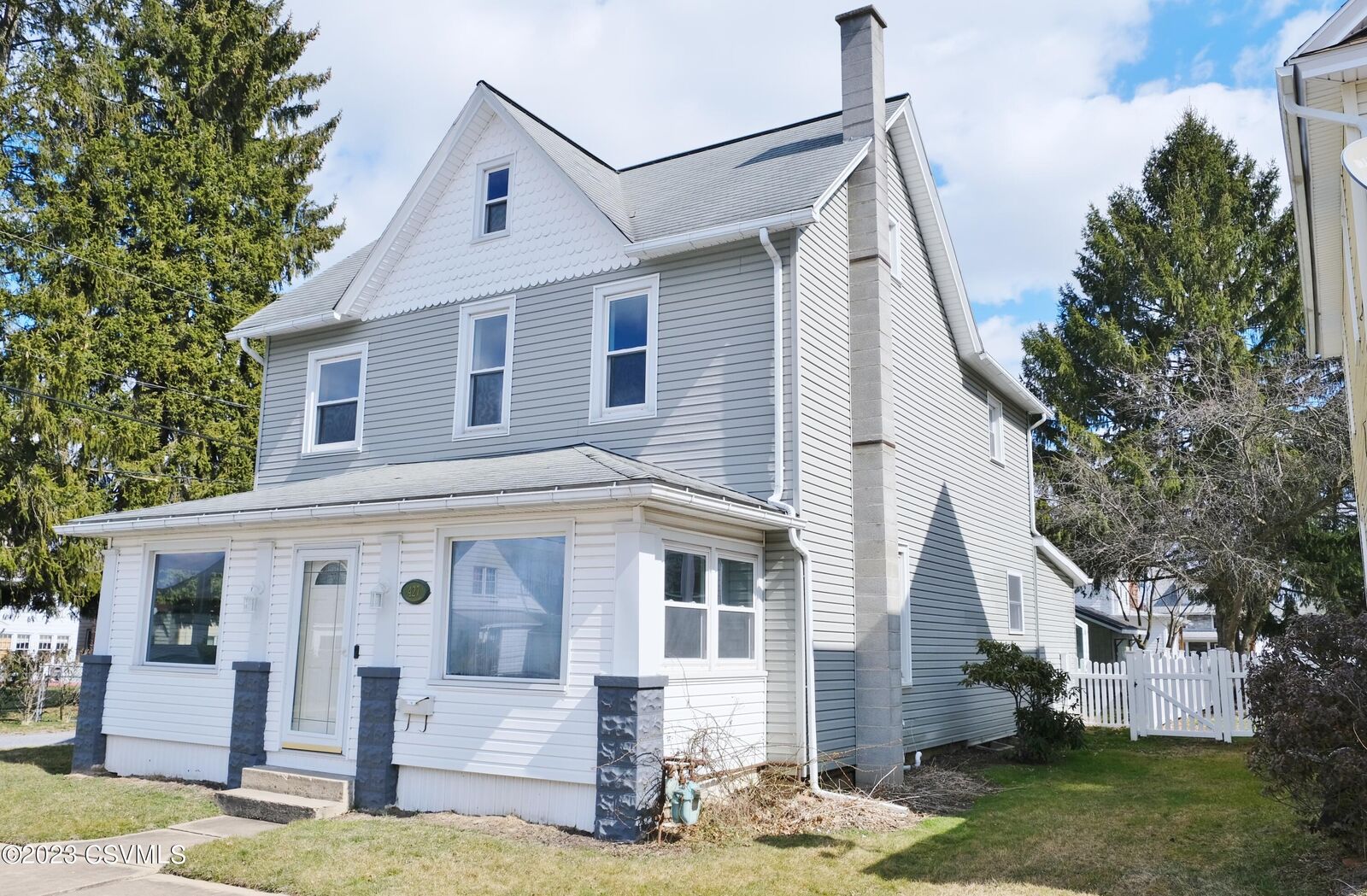 Property Photo:  427 George Street  PA 17702 