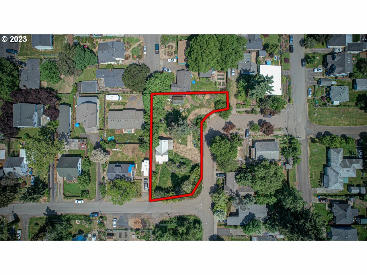 Property Photo: 4641 NE Sumner St OR 97218