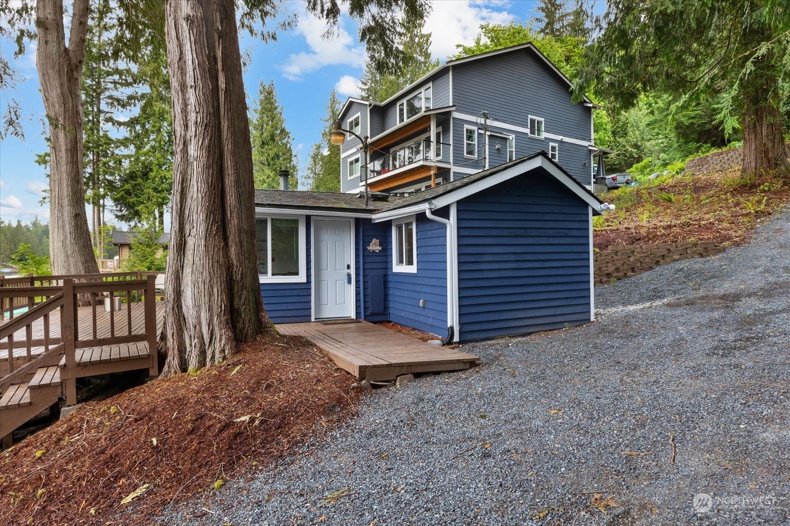Property Photo: 1024 S Lake Roesiger Road WA 98290