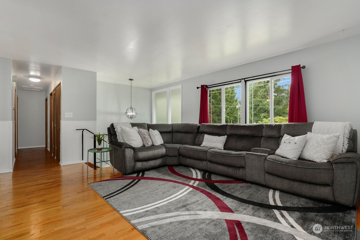 Property Photo: 14515 SE 20th Place WA 98007