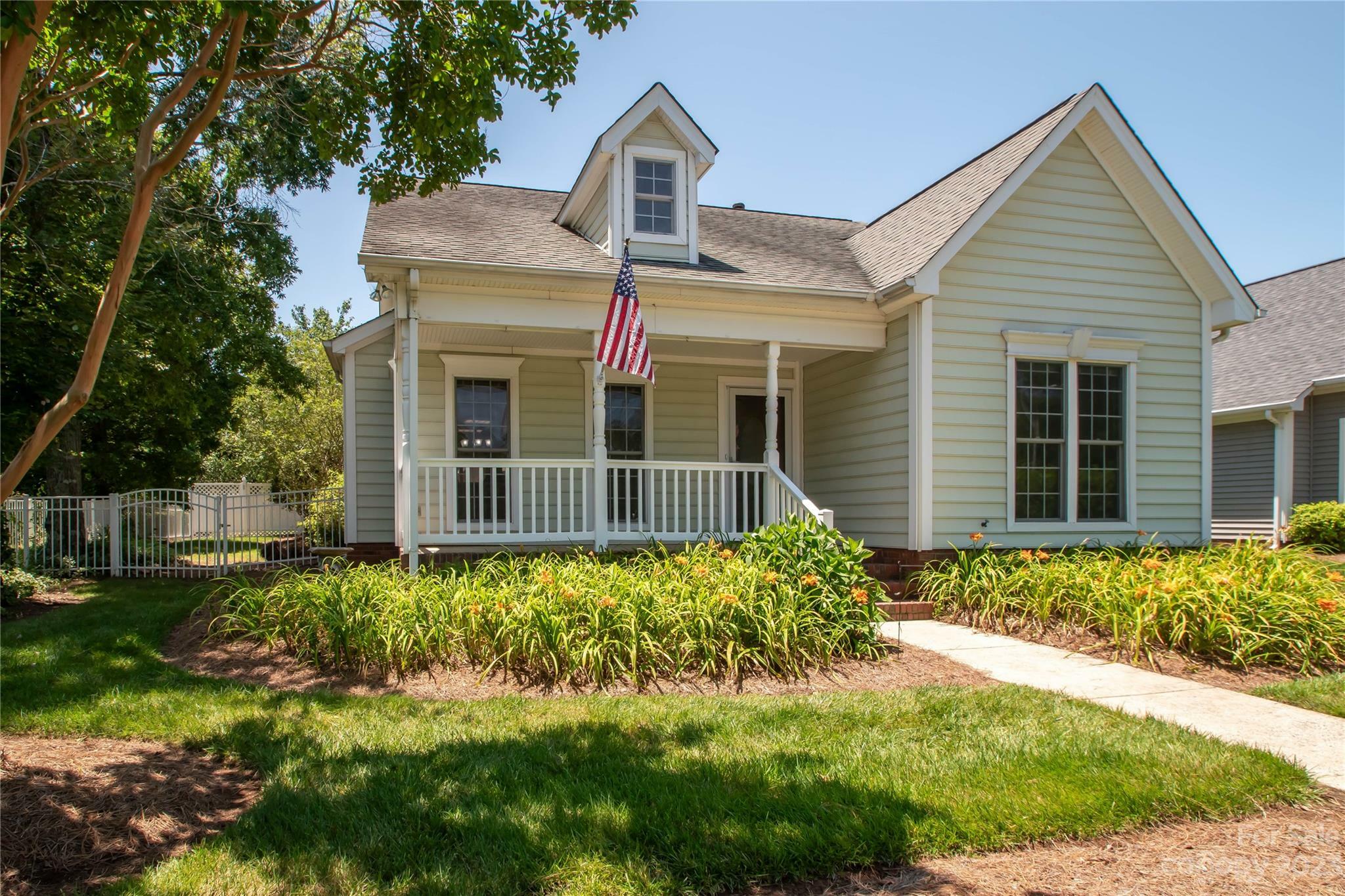 Property Photo: 5703 Creft Circle NC 28079