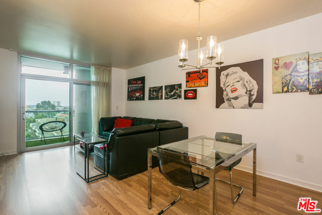 Property Photo: 13700 Marina Pointe Dr 714 CA 90292