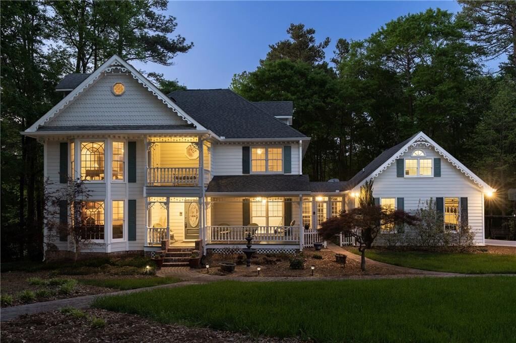 Property Photo: 2762 Cliffview Drive SW GA 30047