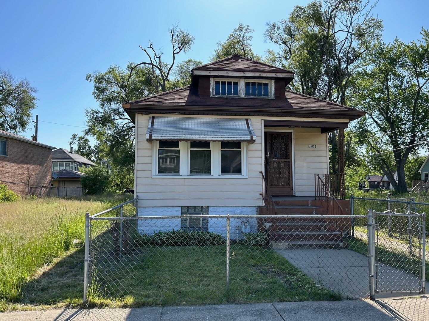 Property Photo: 11439 S Harvard Avenue IL 60628