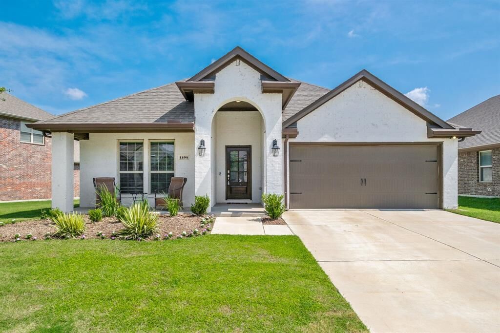 Property Photo: 1104 Berry Street TX 75009