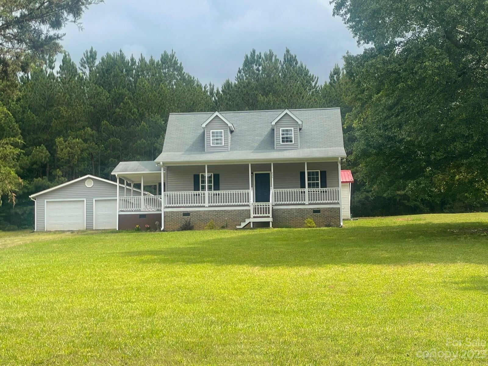 Property Photo:  230 Arnold Road  SC 29388 