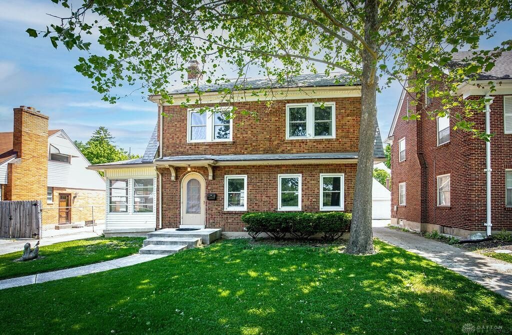 Property Photo: 1438 Catalpa Drive OH 45406