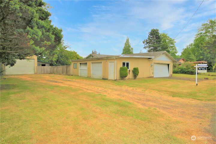 Property Photo: 510 S Evans Street WA 98520