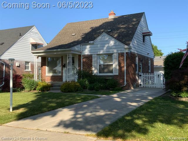 Property Photo:  3307 Croissant Street  MI 48124 