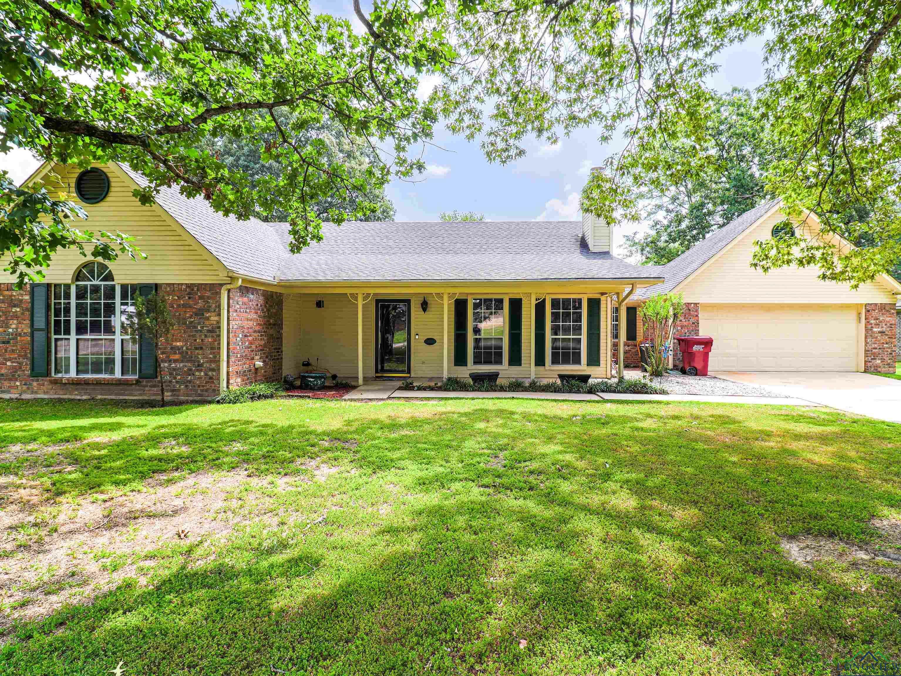 Property Photo:  112 Seminole Pass  TX 75650 