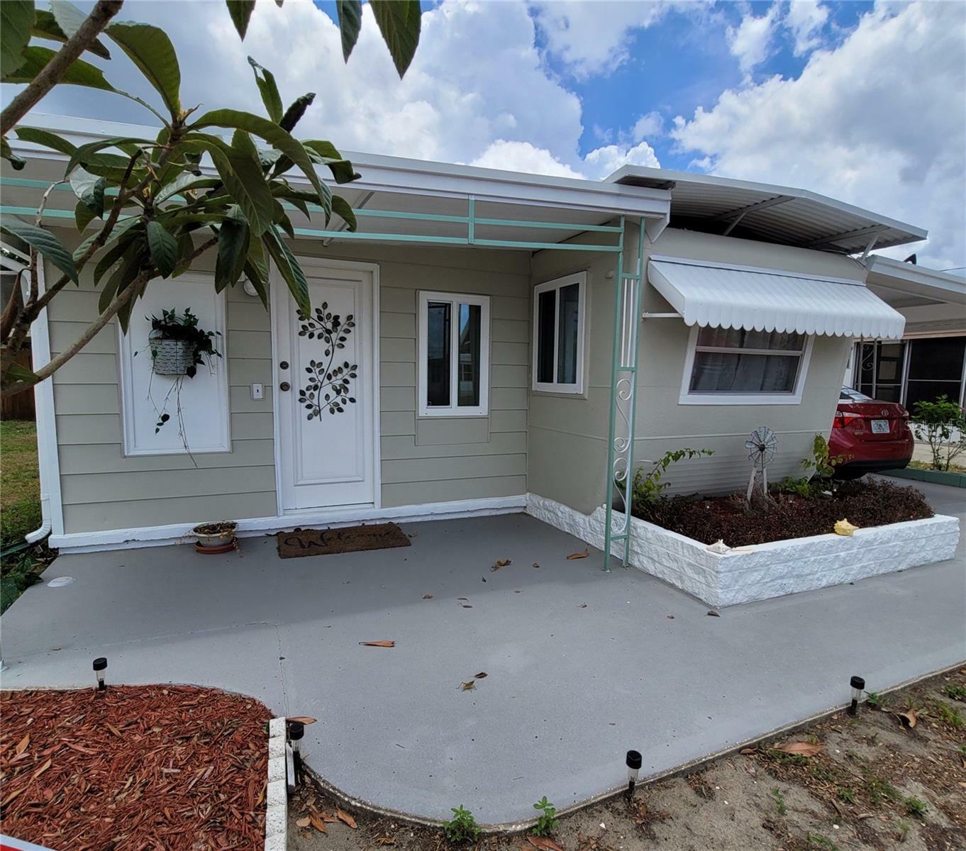 Property Photo:  1826 Orange Drive  FL 34691 