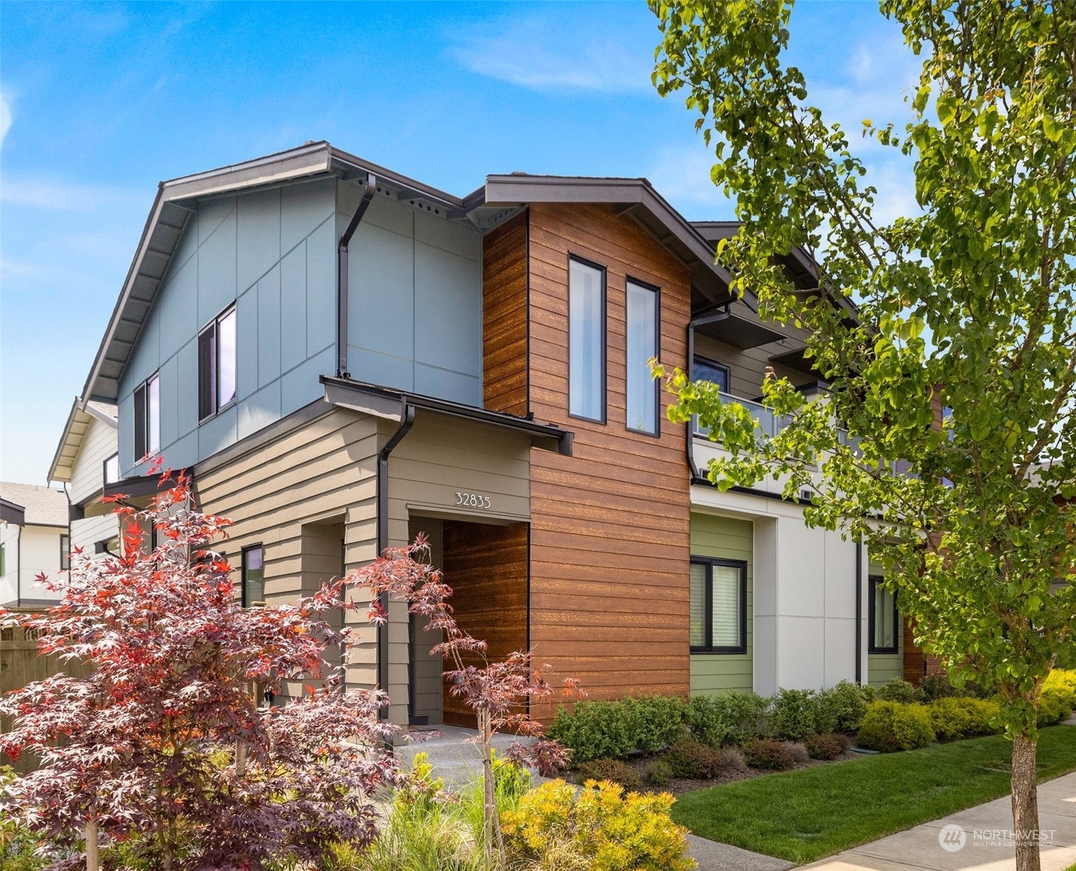 Property Photo: 32835 Madrona Avenue SE WA 98010