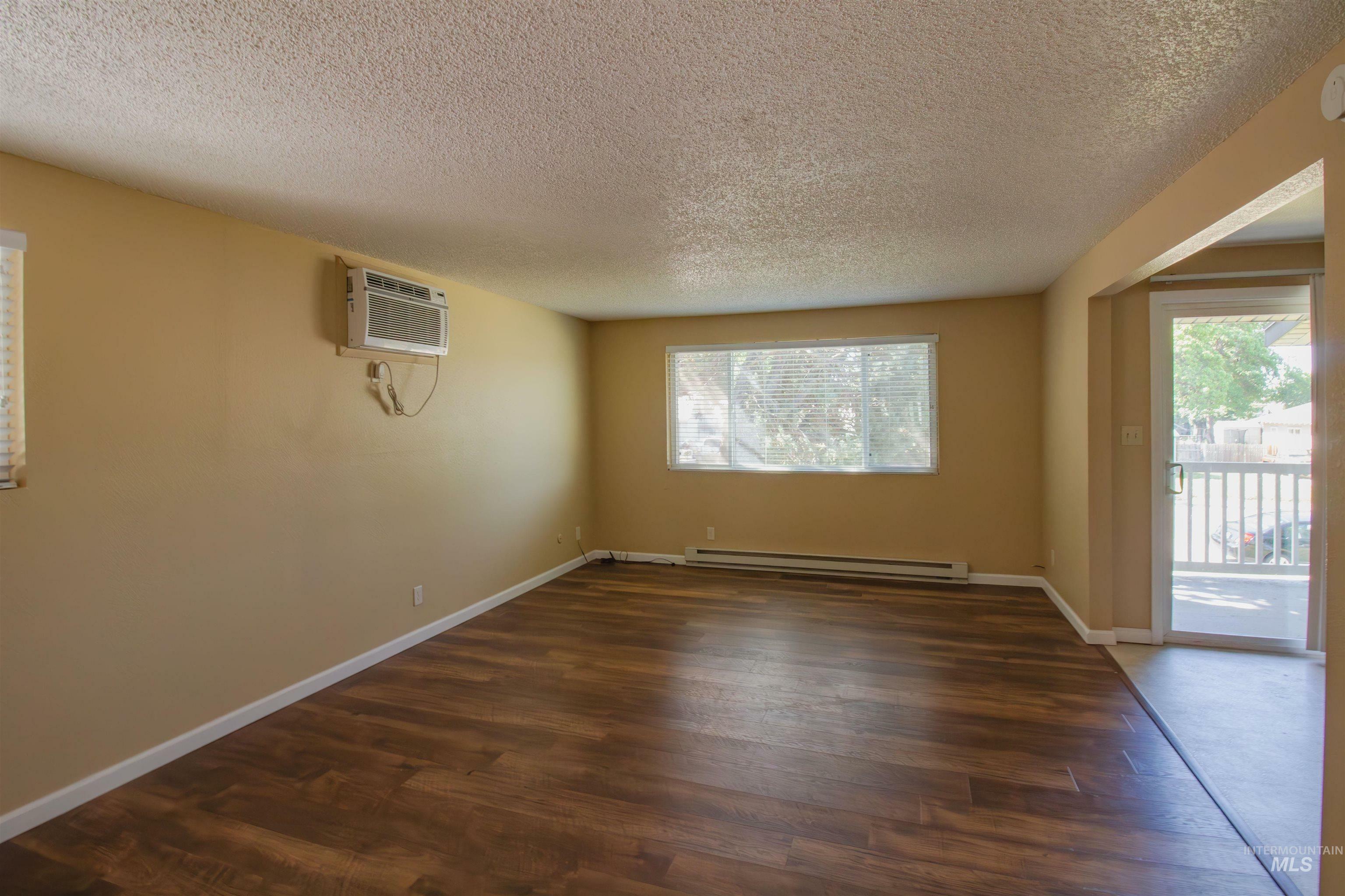 Property Photo:  1715 Center Ave #7  ID 83661 