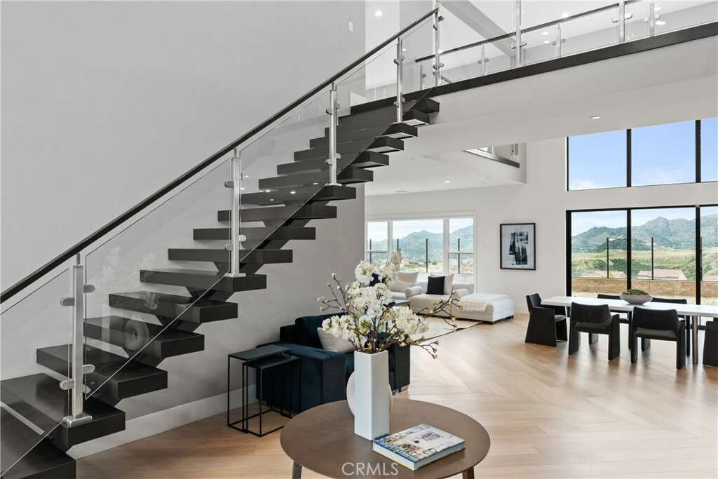 Property Photo: 11755 N Ainsley Court CA 91326