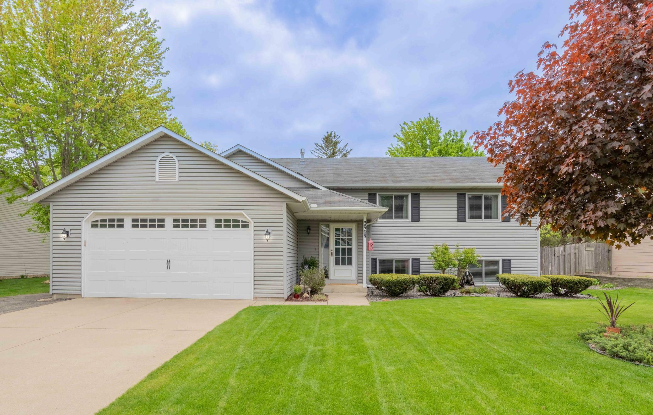 Property Photo:  3908 Danbury Trail  MN 55123 