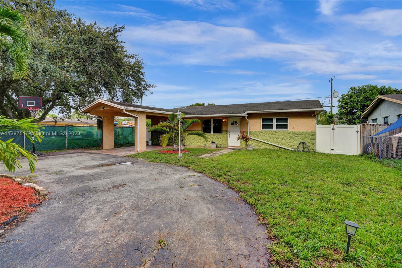 3120 N 72nd Ave  Hollywood FL 33024 photo