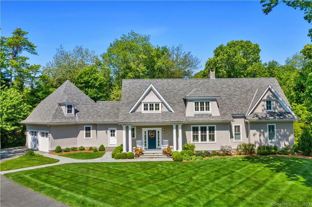 Property Photo: 11 Alexandra Lane CT 06443
