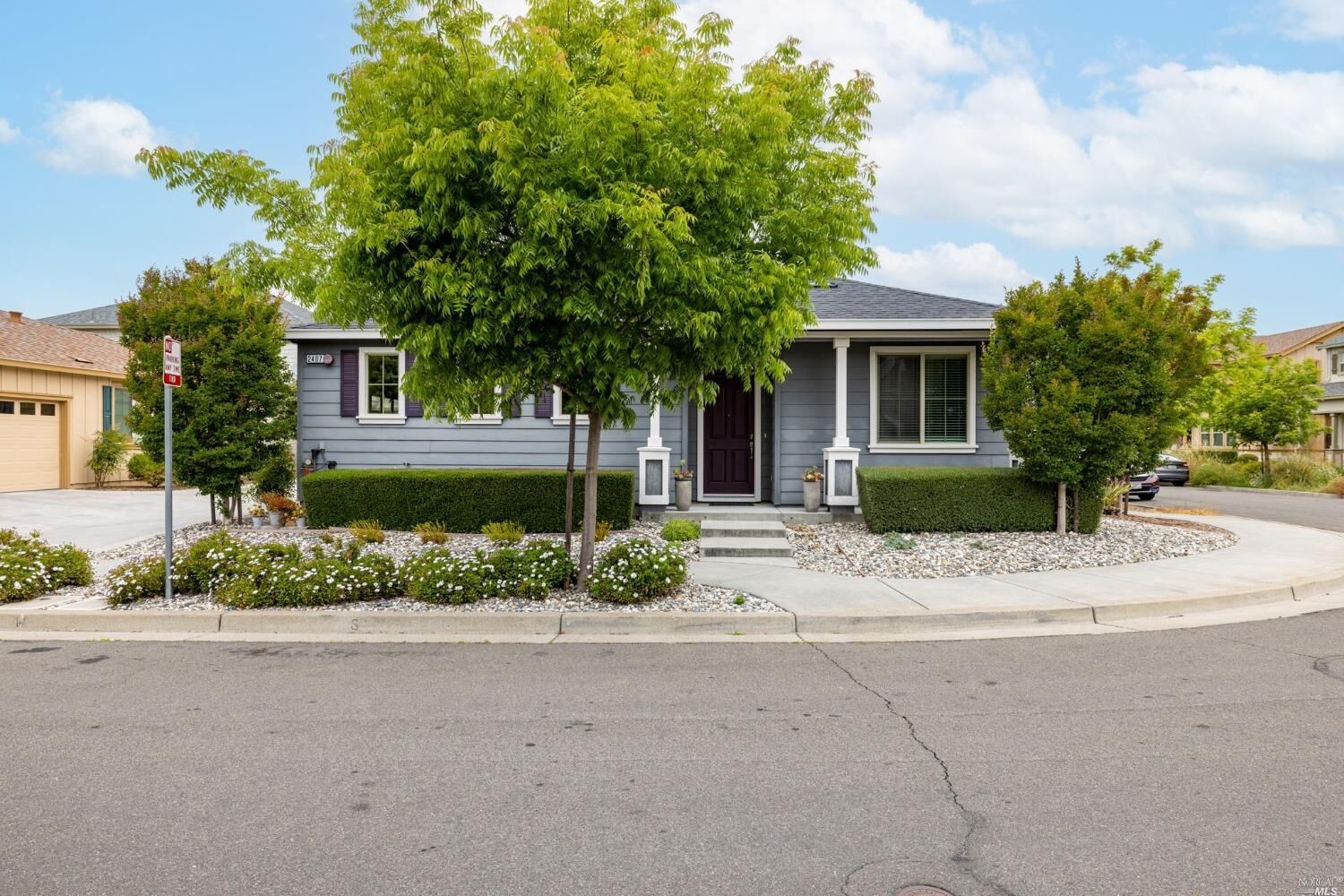 Property Photo:  2407 Avignon Circle  CA 95403 