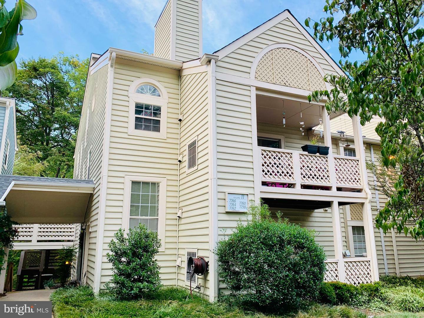 Property Photo:  7762 Willow Point Drive  VA 22042 