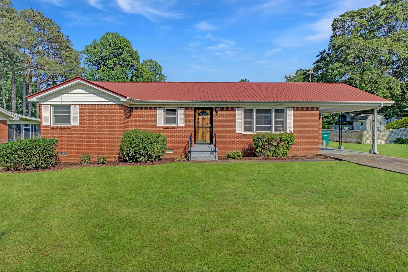 Property Photo:  1744 Campbell Street  TN 38305 