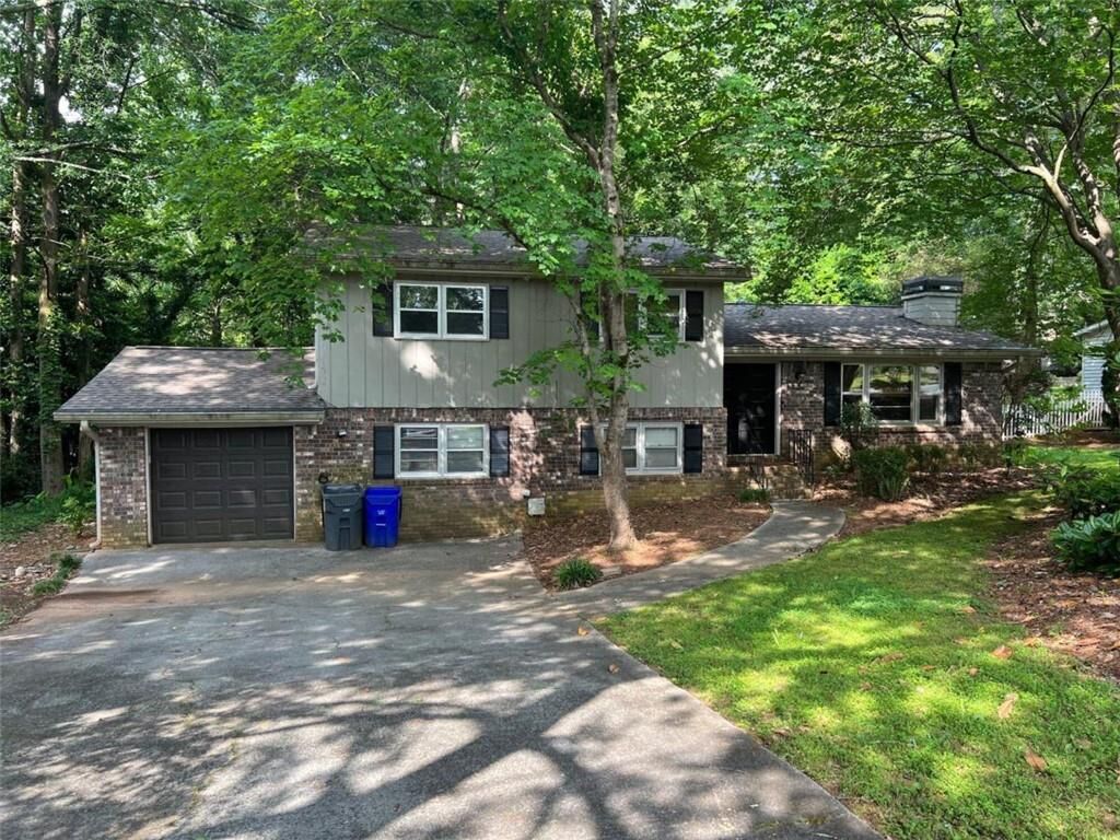 Property Photo:  4930 Shannon Way  GA 30126 