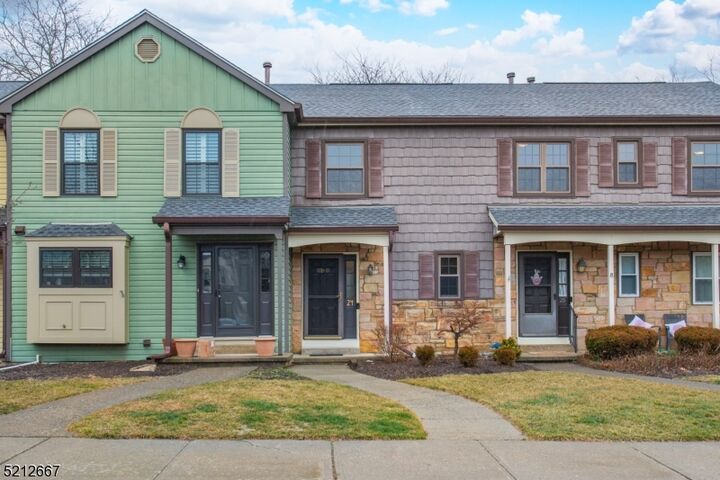 24 Duck Hawk Ct  Allamuchy Twp. NJ 07840 photo