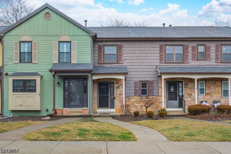 Property Photo: 24 Duck Hawk Ct NJ 07840