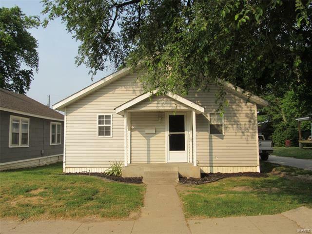 402 North 3rd Street  Elsberry MO 63343 photo