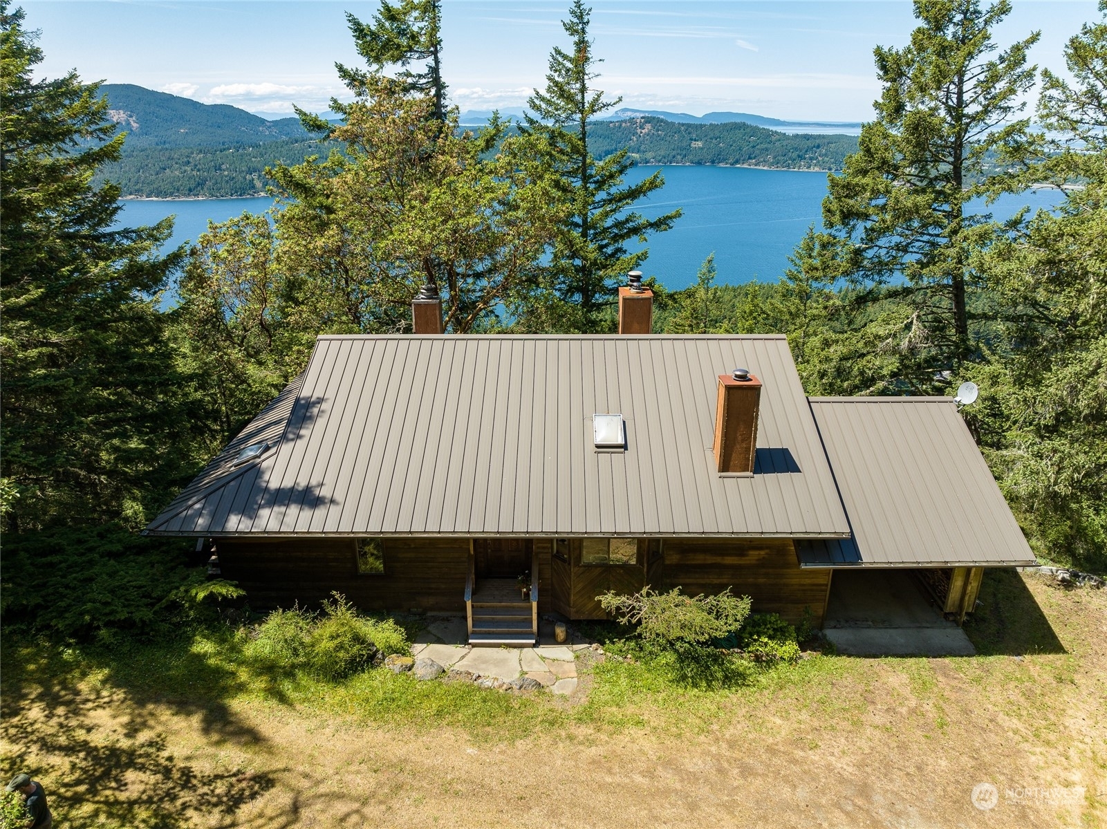 Property Photo:  549 Switchback Road  WA 98245 