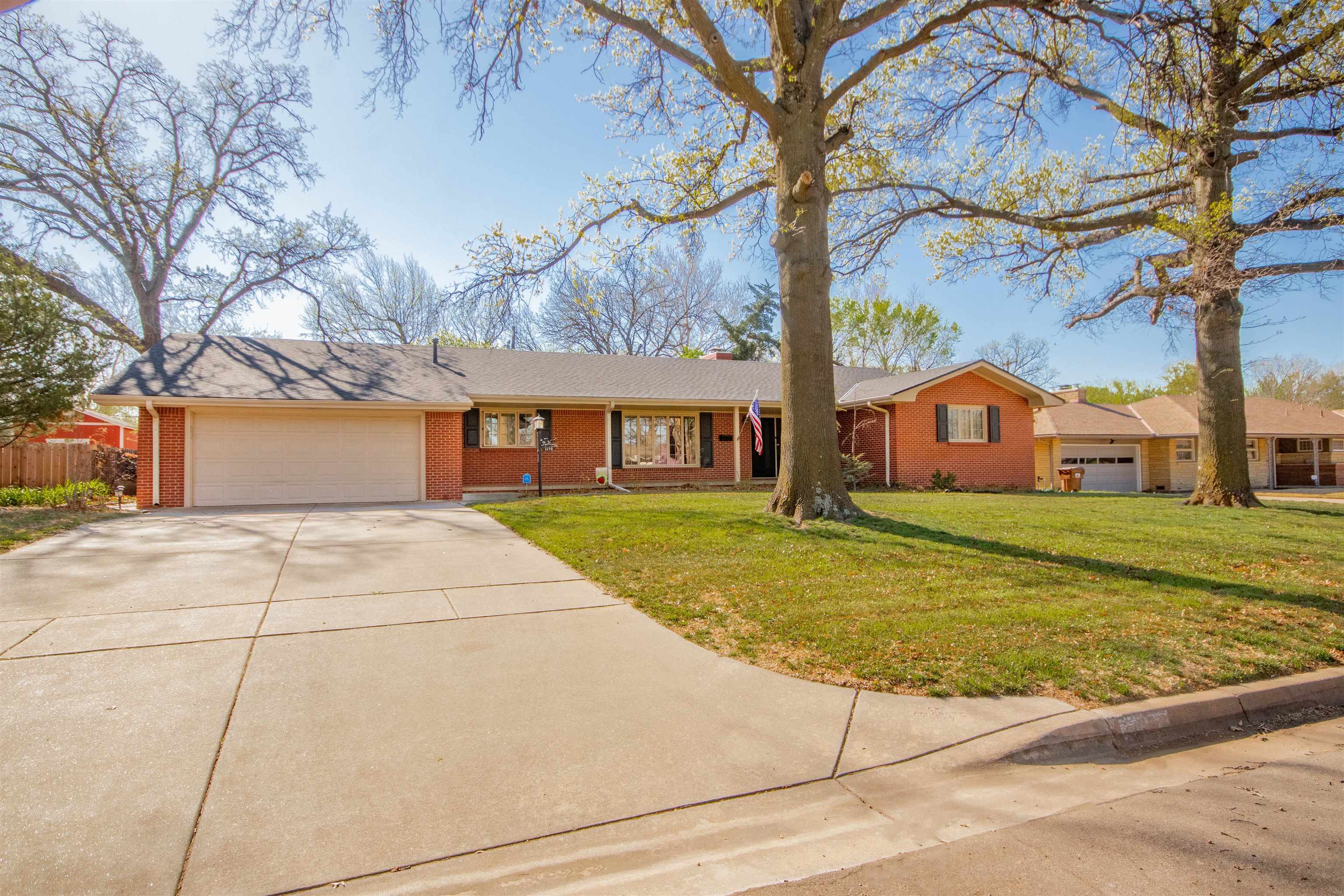 Property Photo:  1172 N Pinecrest Ave  KS 67208 