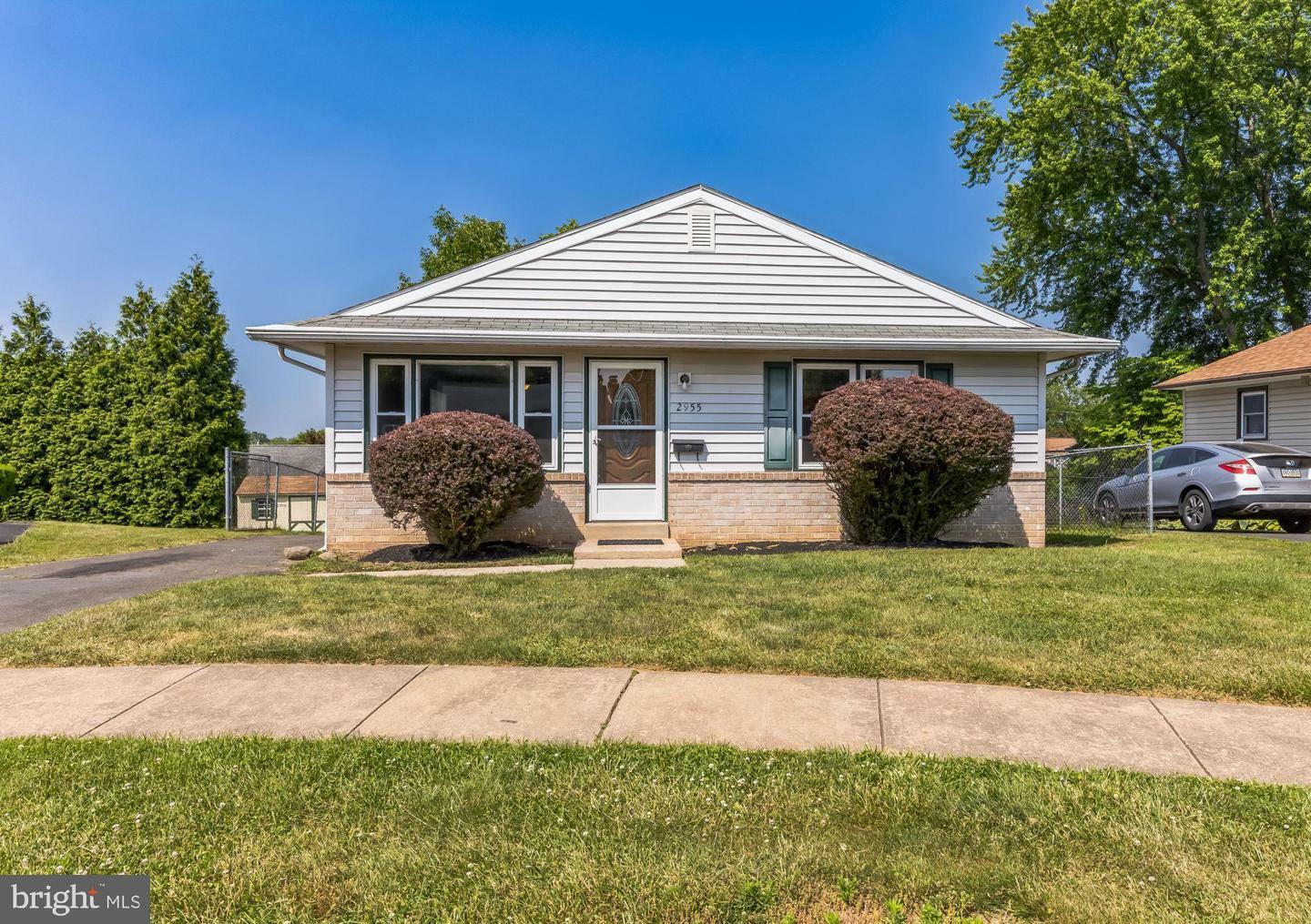 Property Photo: 2955 Gohn Drive PA 19090