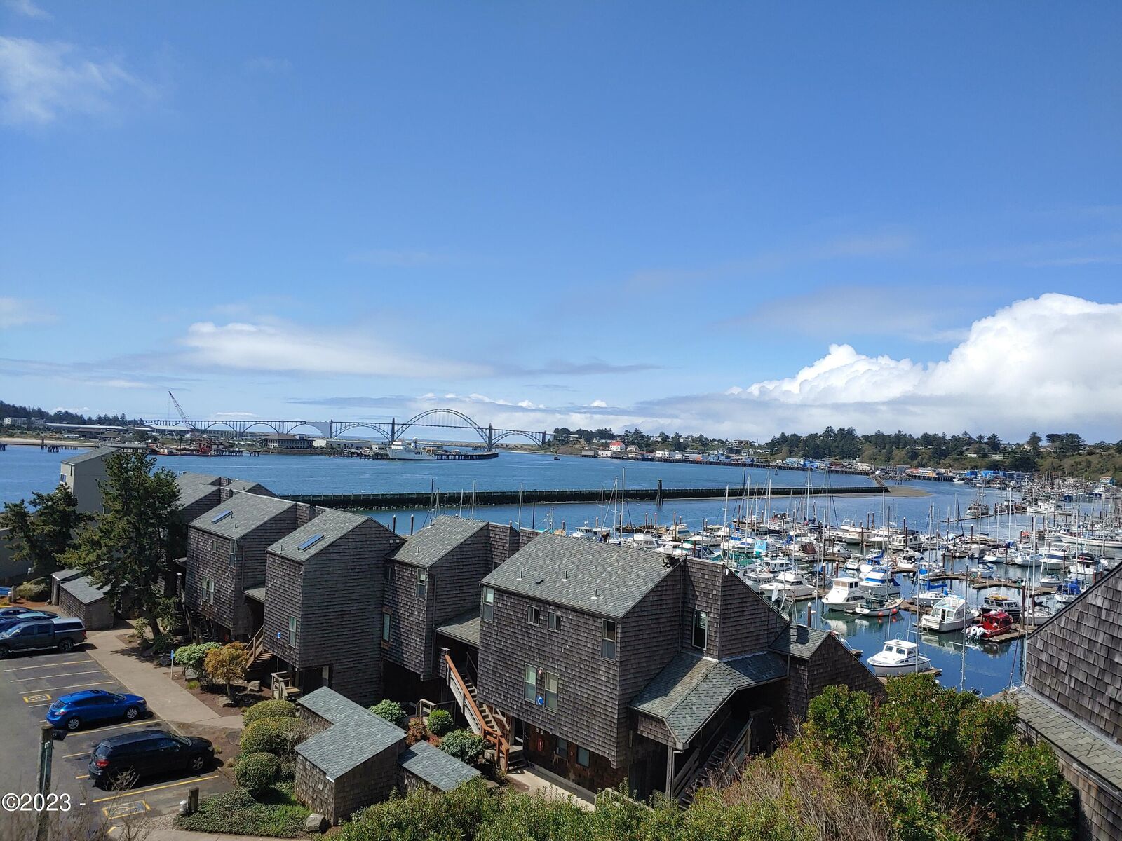 Property Photo:  1000 SE Bay Boulevard 506-606  OR 97365 