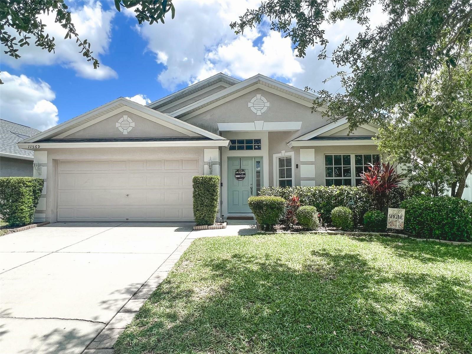 Property Photo:  11569 Misty Isle Lane  FL 33579 