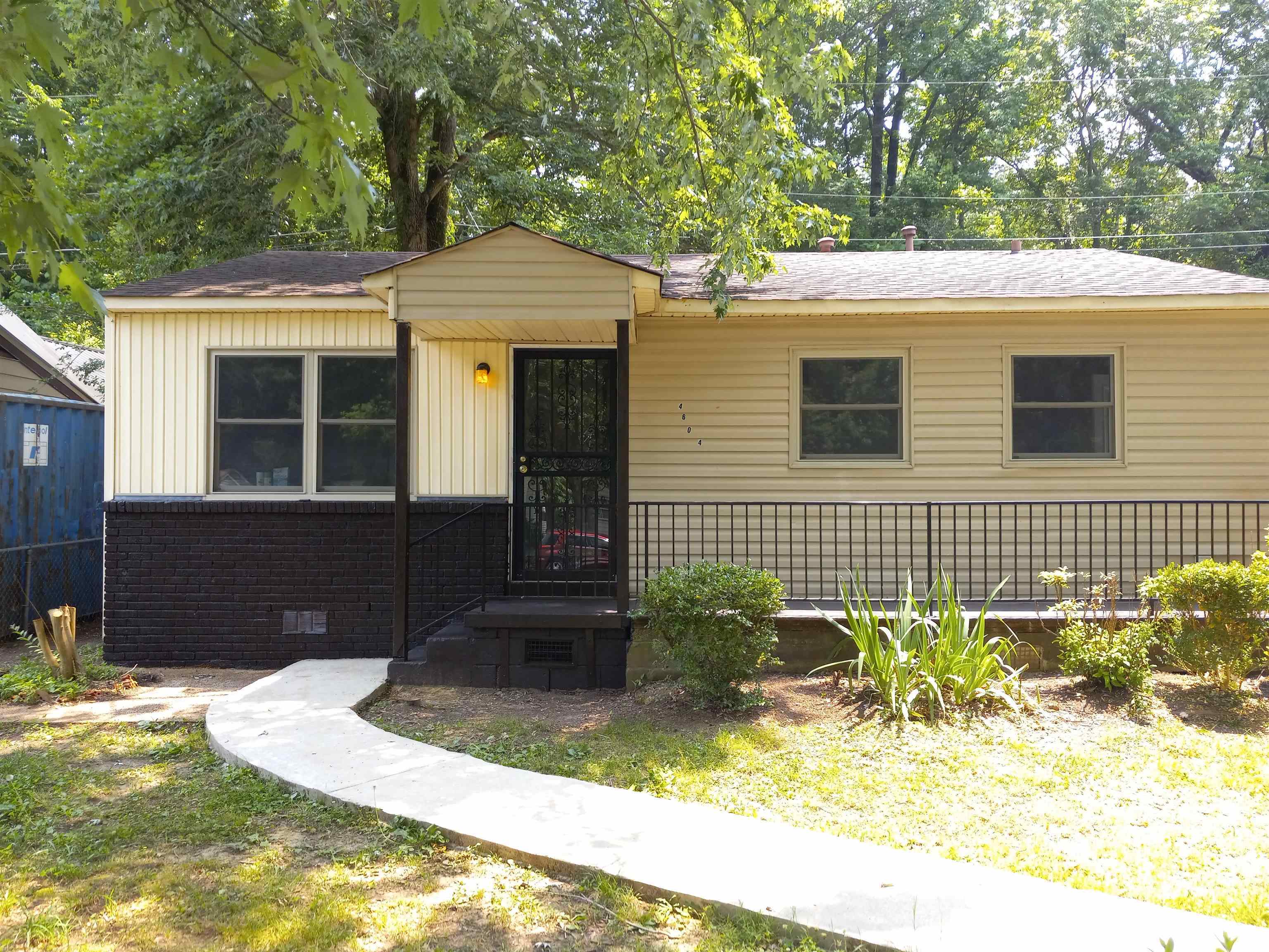 Property Photo:  4604 Sunnybrook Dr  TN 38127 