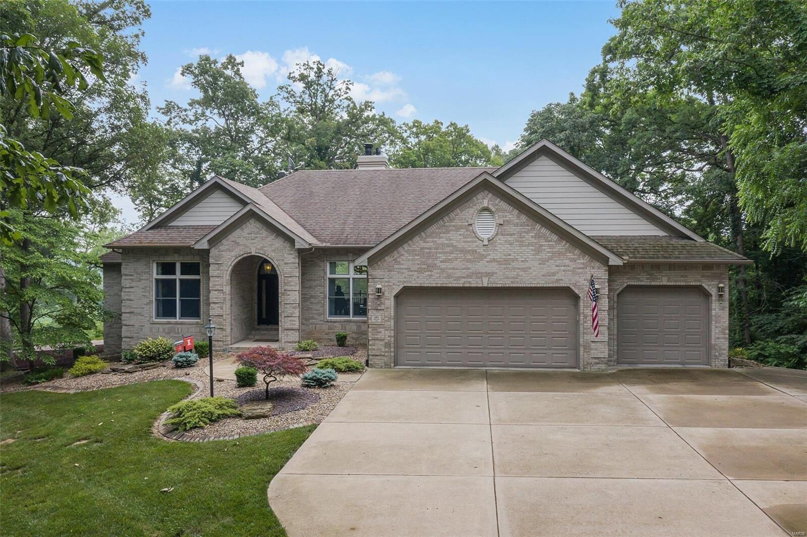 Property Photo: 140 Timbermill Lane IL 62025