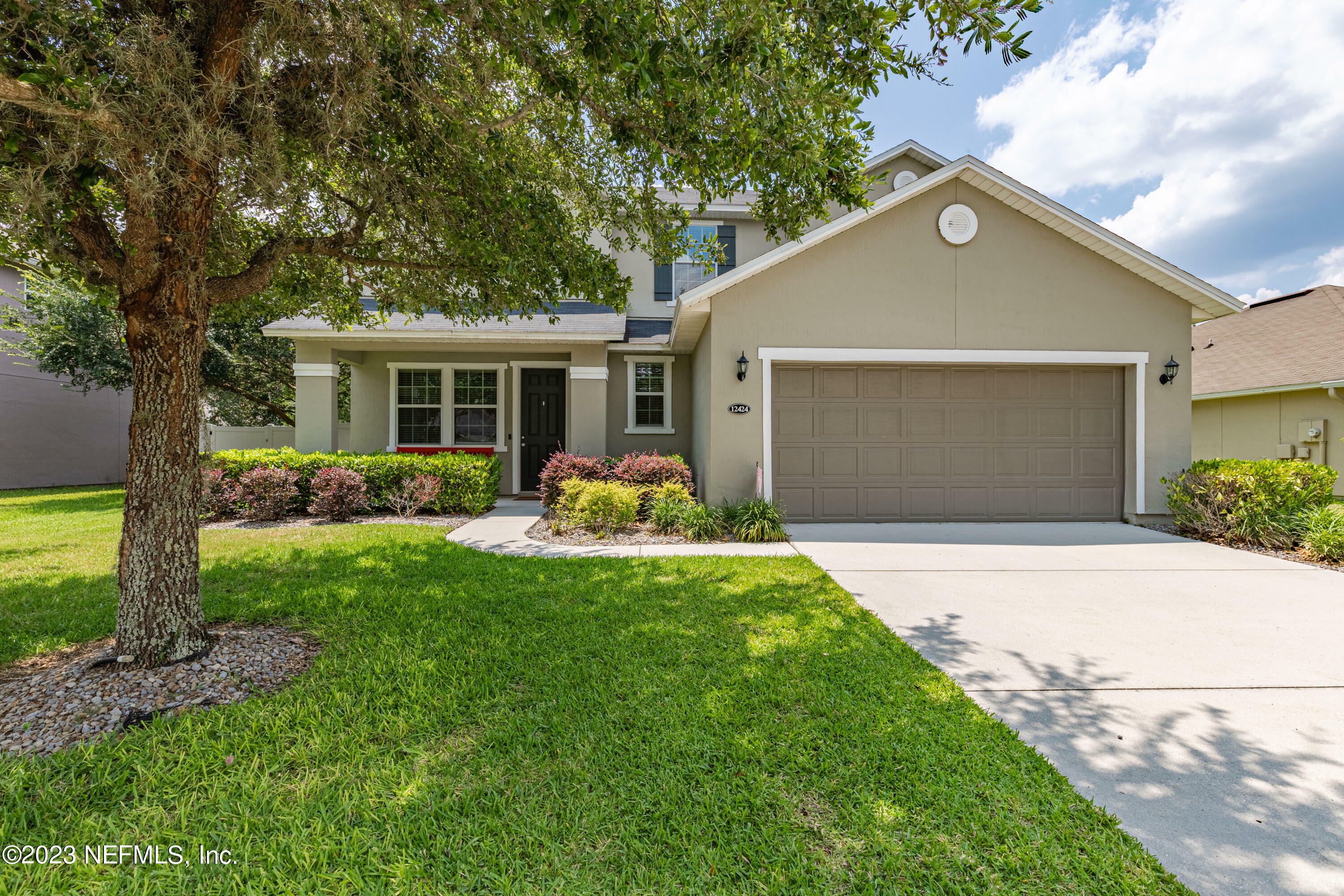 Property Photo:  12424 Bowery Falls Drive  FL 32223 