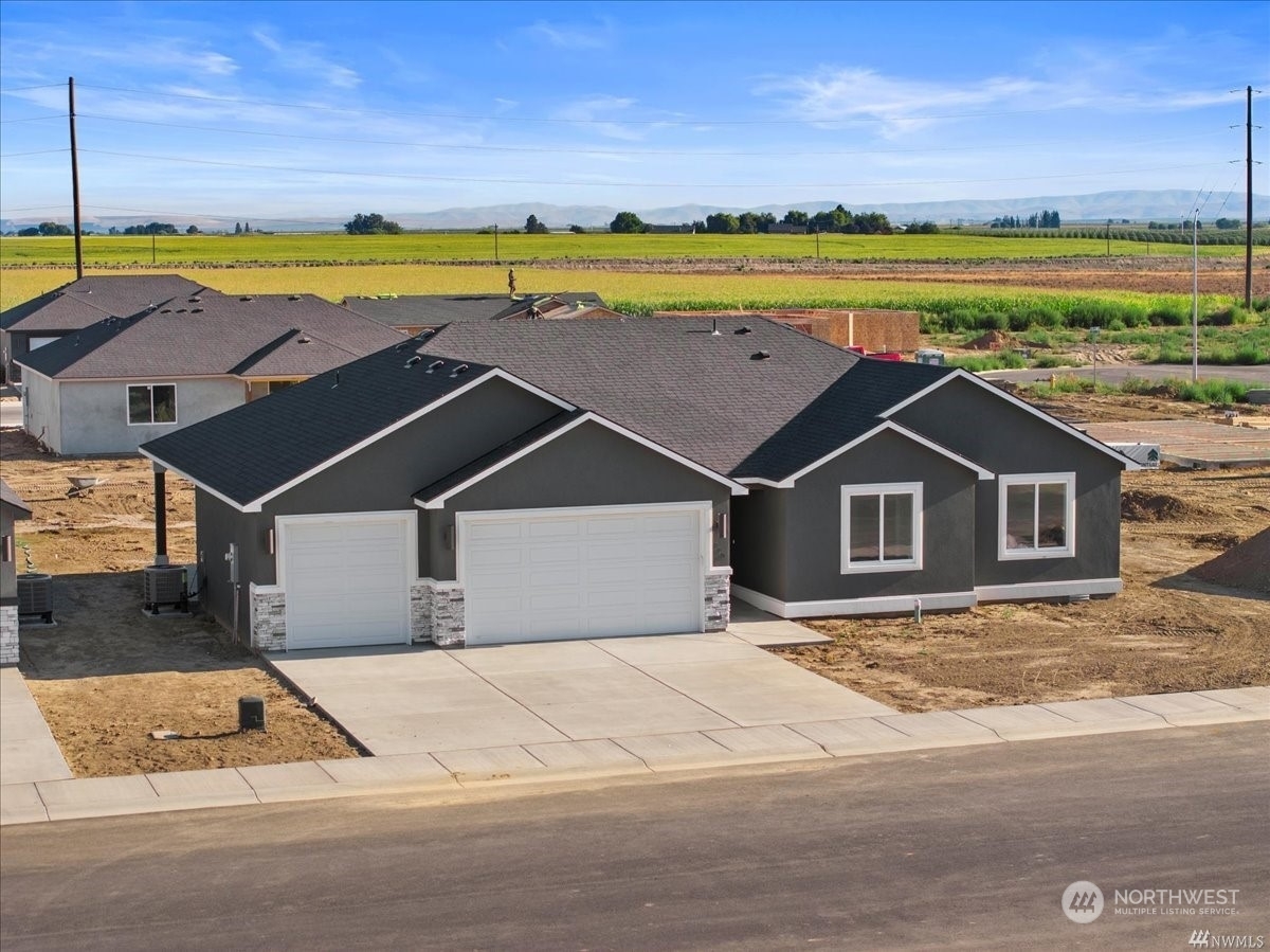Property Photo: 1900 9th Avenue WA 98848