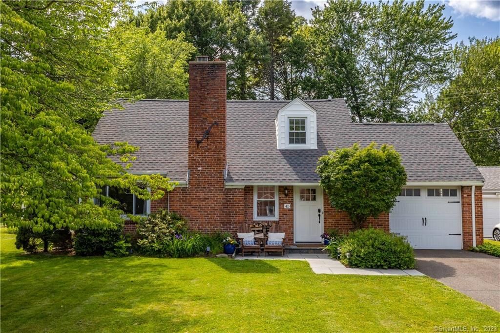Property Photo: 45 Elton Drive CT 06111