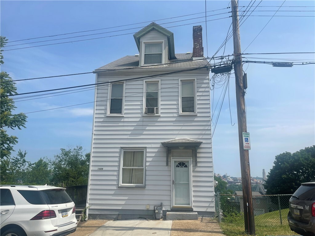 Property Photo:  2509 Burham Street  PA 15203 