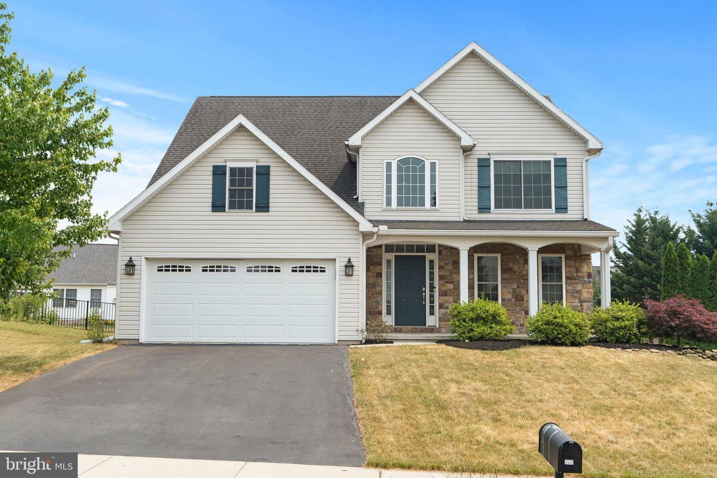 220 Stone Harvest Way  Palmyra PA 17078 photo