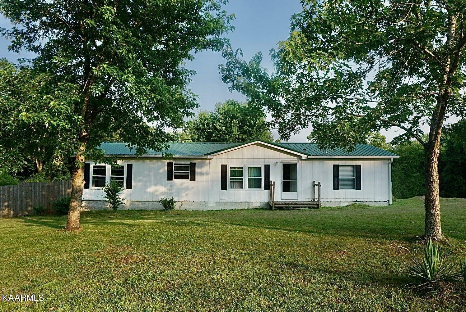 Property Photo:  139 Cates Rd  TN 37854 