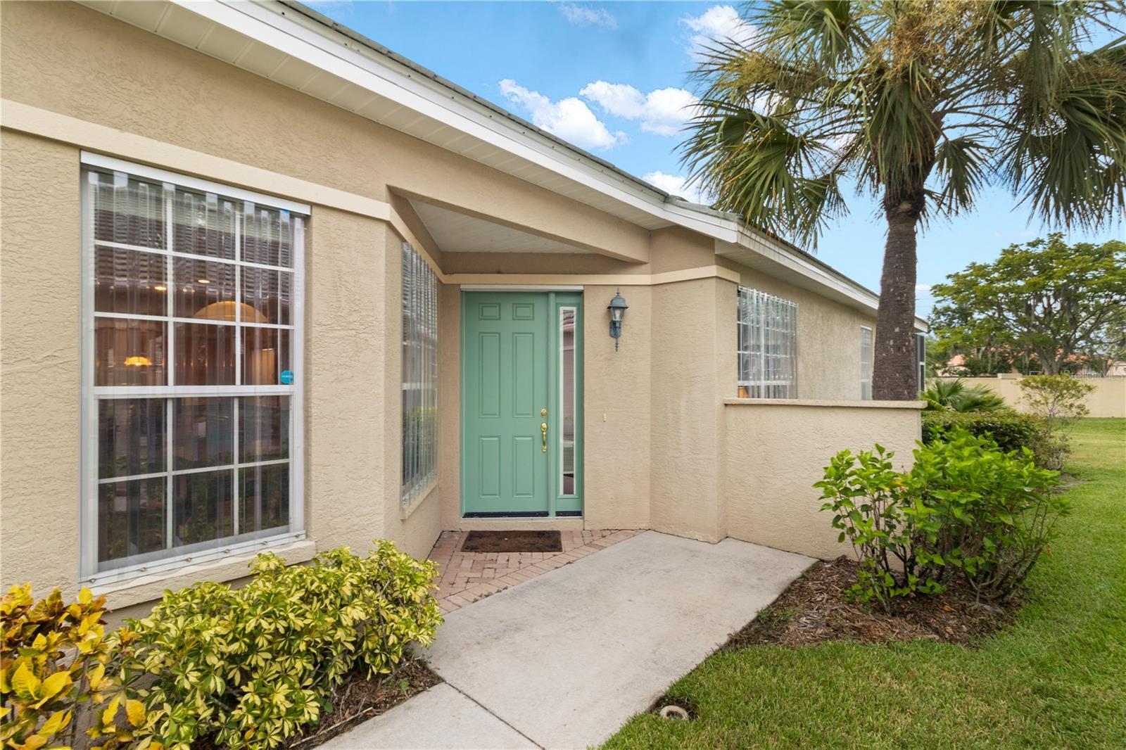 Property Photo: 4823 Lakescene Place FL 34243